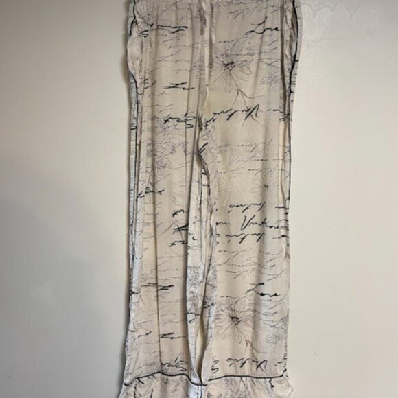 Victoria's Secret Women's 2-Piece Pajama Set Size M - Picture 3 of 15